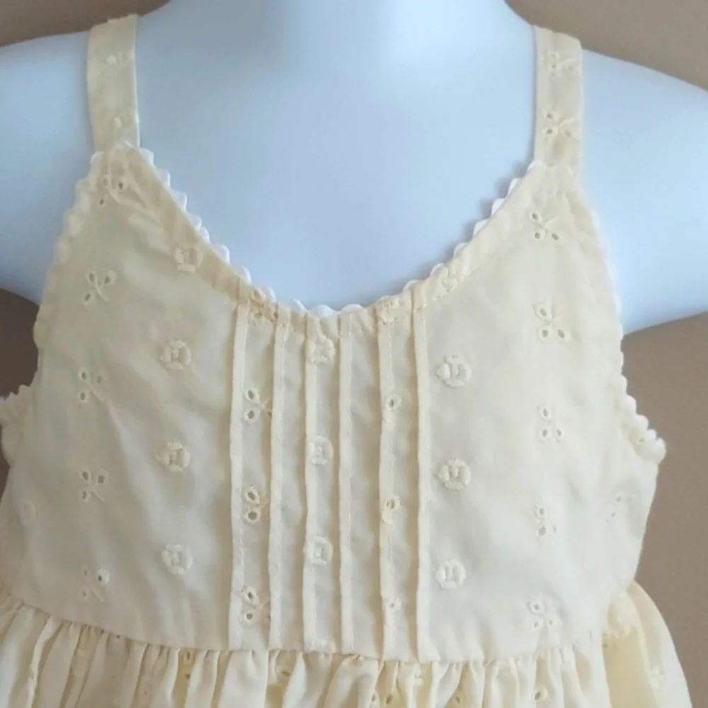Little Bitty yellow eyelet sunflower applique dress - size 2T